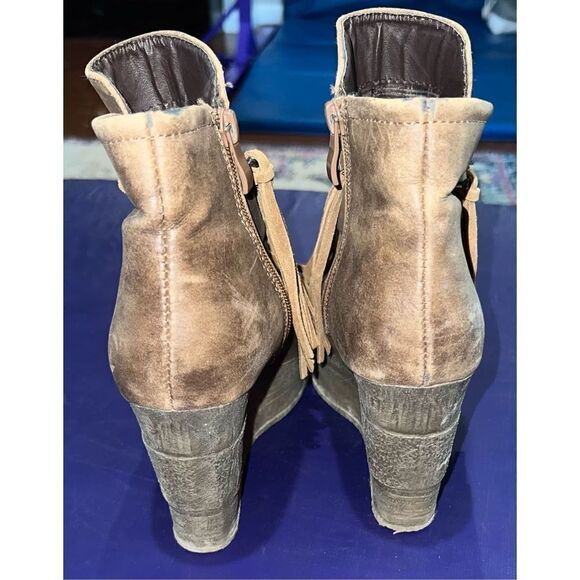 Sbicca Vintage Fringe Boots - Picture 5 of 7